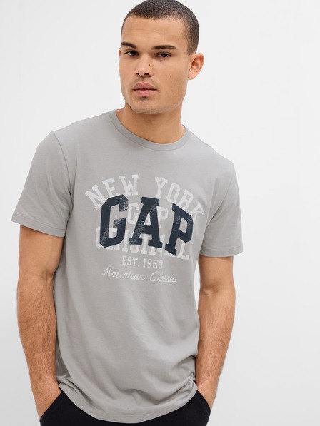 GAP T-shirt