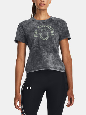 Under Armour T-shirt