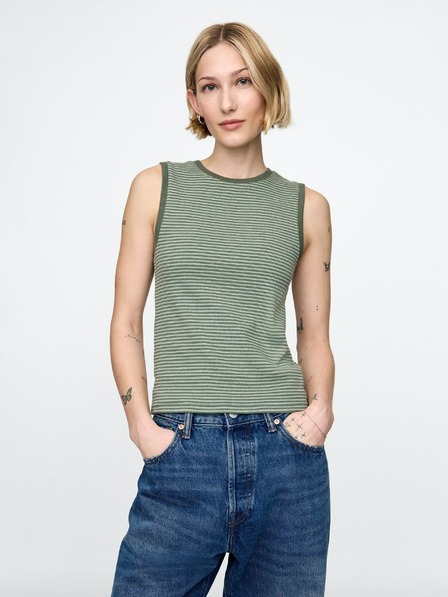 GAP T-shirt